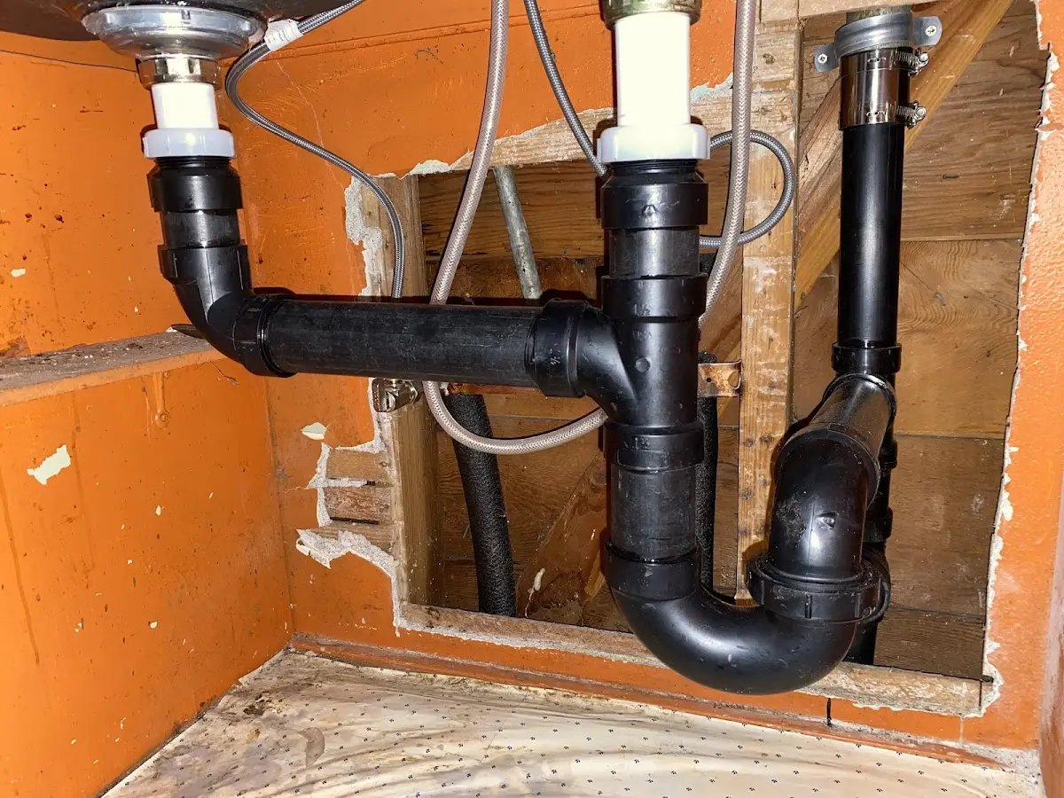 Professional Pipe Bursting equipment and tools on the job in Templeton